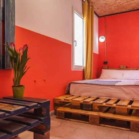 New Room For 2 In Center