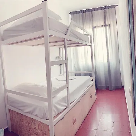 New Room For 2 In Center Хостел *
