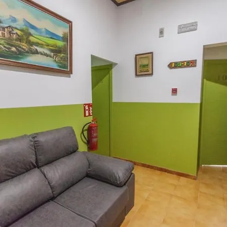 New Room For 2 In Center Хостел