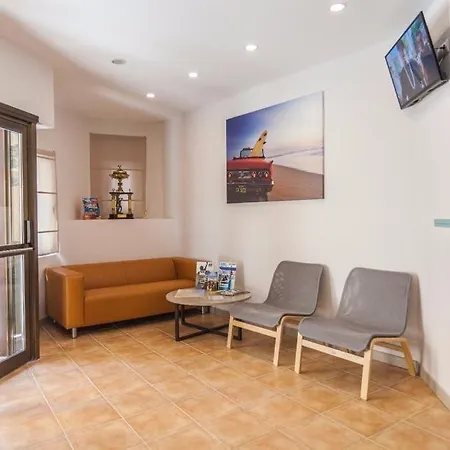 New Room For 2 In Center Хостел Льорет-де-Мар